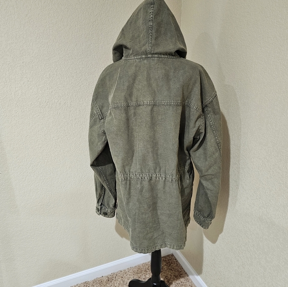 Aritzia TNA cargo utility jacket with hood Size 2 OVERSIZEDED - Picture 5 of 12